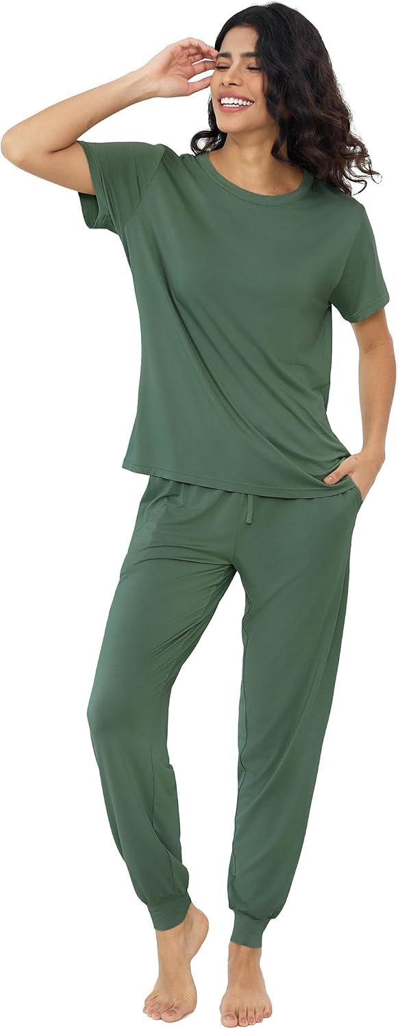 Joyaria Women Bamboo Viscose Cooling Pajamas Short Sleeve Jogger lounge Set