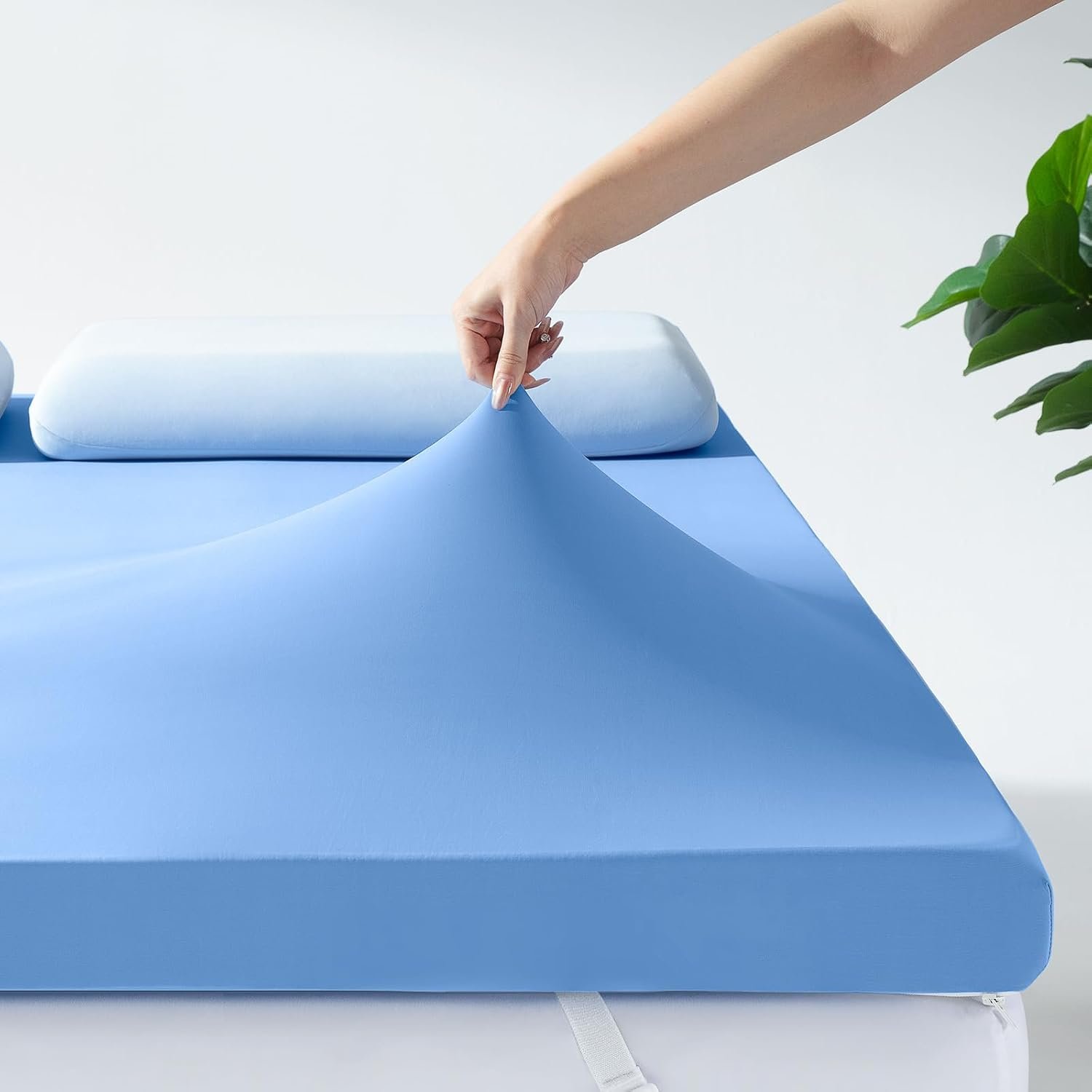 Ninemoon 3 Inch Memory Foam Mattress Topper with Cool Nylon-Spandex Cover